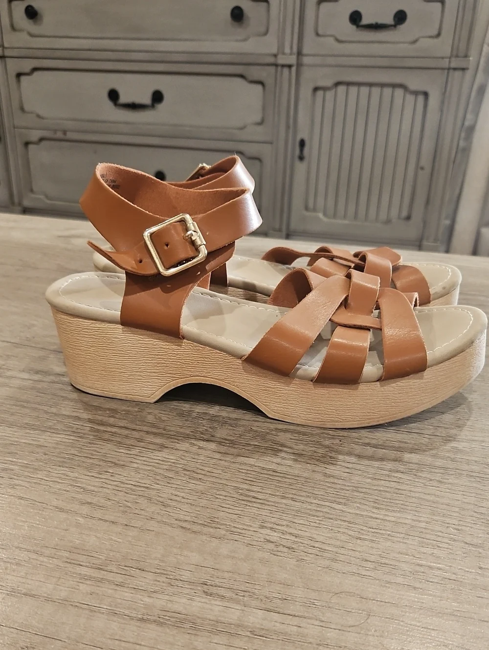 Women's Tan Leather Strappy Clog Sandals with Buckle